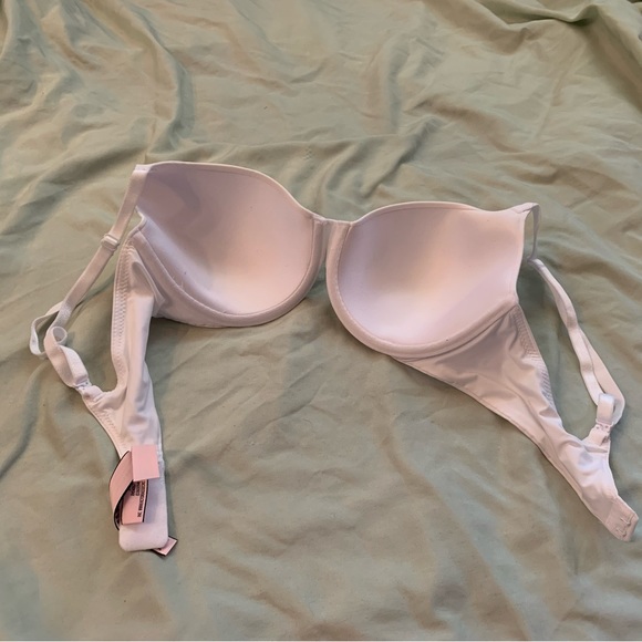 Victoria’s Secret bra - Picture 2 of 3